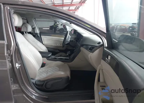 2016 Hyundai Sonata Sport z USA, uszkodzony, nr VIN 5NPE34AF8GH413028